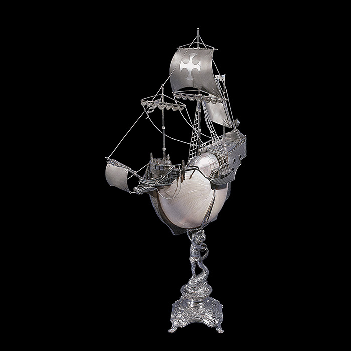 Серебряный корабль "Летучий голландец" с раковиной Nautilus